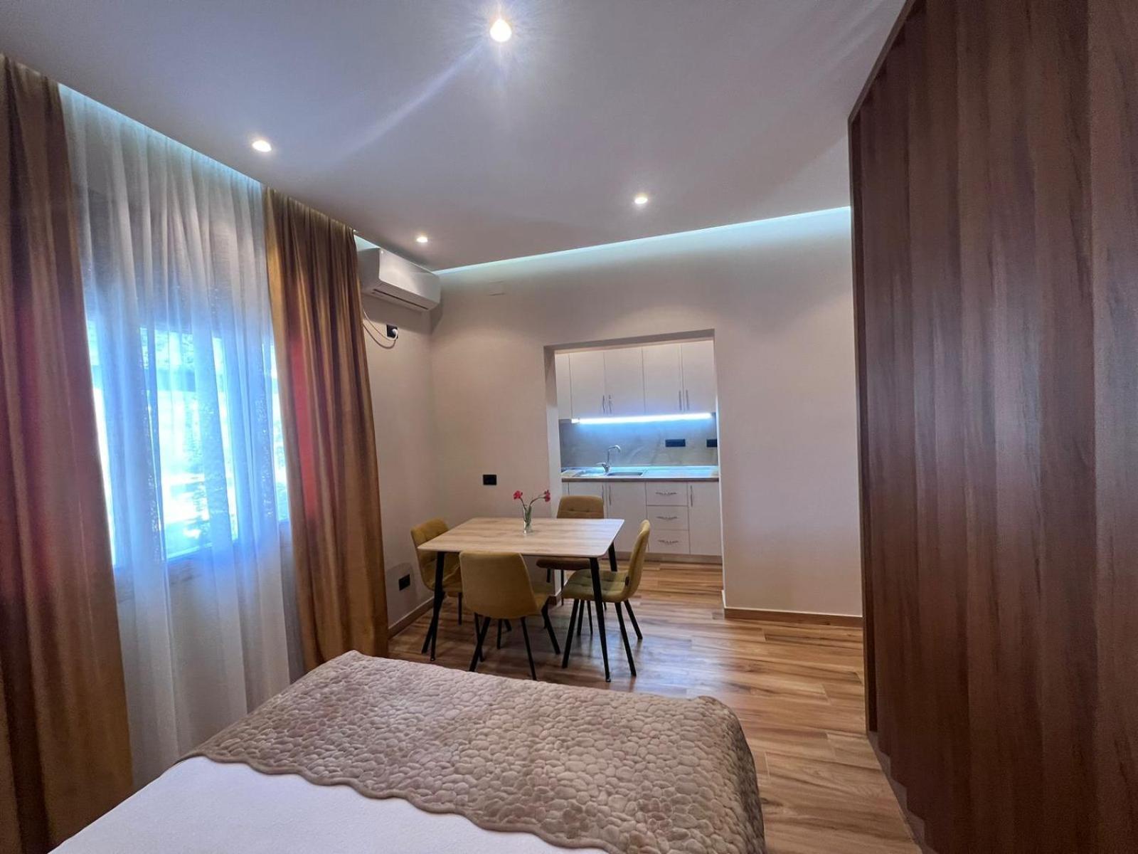 Vlorë Vila Magis מראה חיצוני תמונה