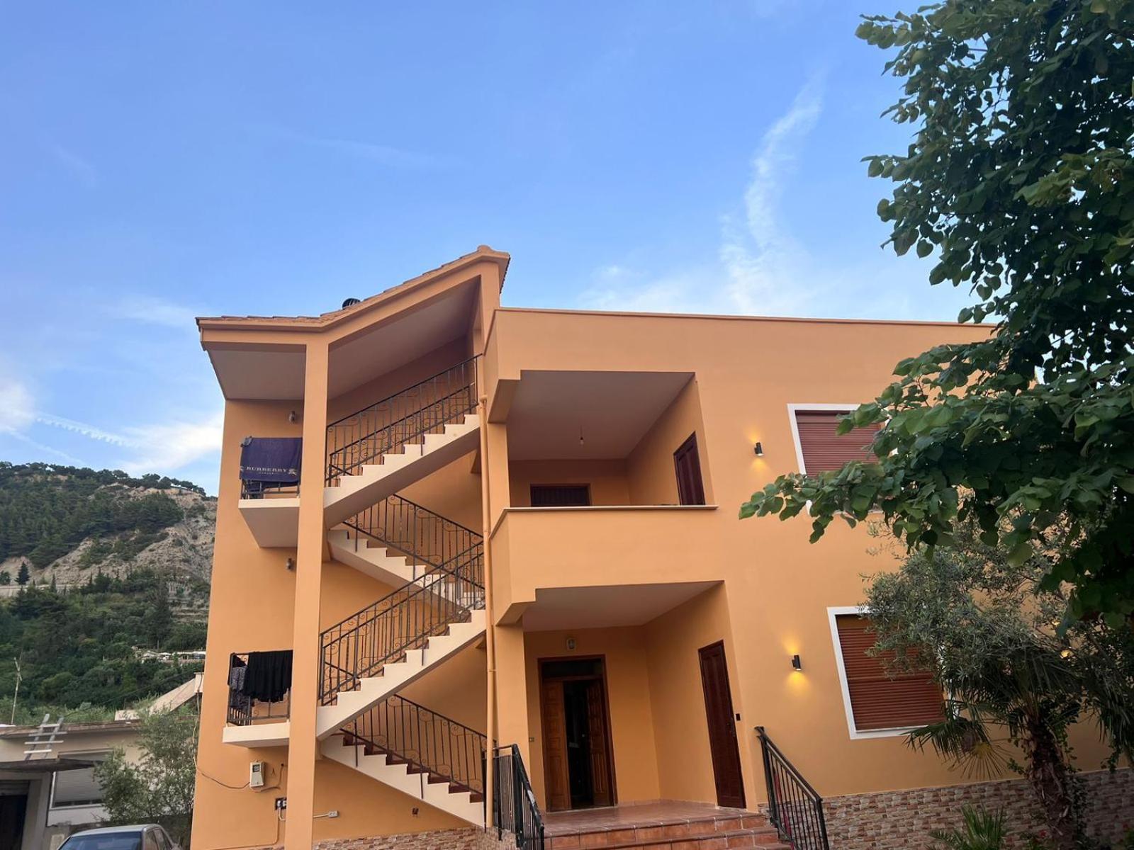 Vlorë Vila Magis מראה חיצוני תמונה
